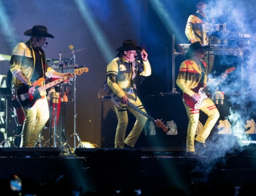 TIENE BRONCO CALUROSO RECIBIMIENTO EN AUSTIN Y DALLAS