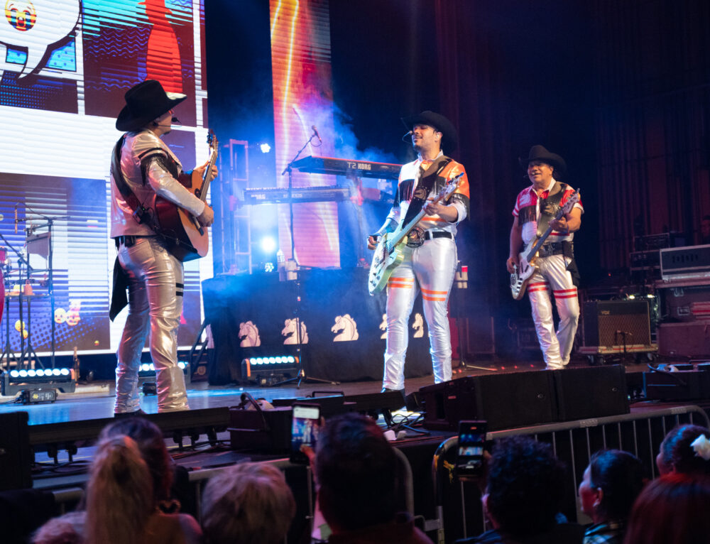 ANUNCIA BRONCO TOUR 45 – Bronco es Bronco